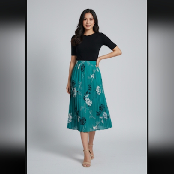 🧨 Alfred Dunner Pleated Floral Blue Green Floral Elastic Waist Skirt - Picture 6 of 6
